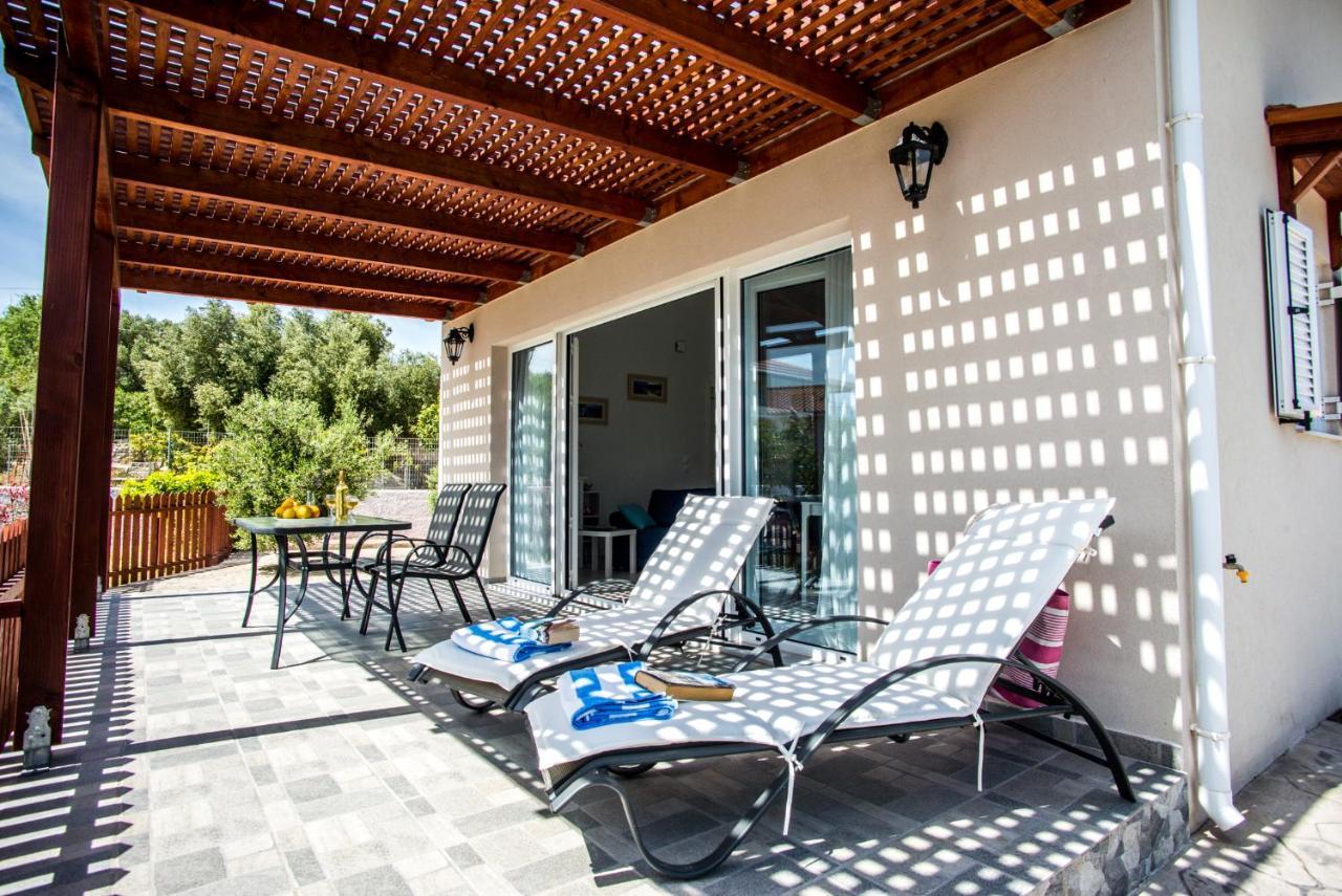 Xarafailte Summer House Дом отдыха *